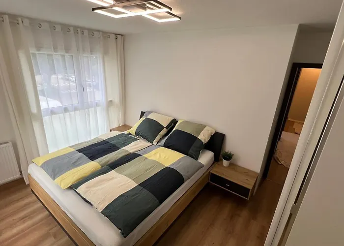 Homestay With Double Size Bed In Center